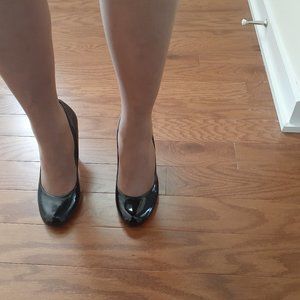 *EUC* JESSICA SIMPSON BLACK PATENT 4" HEELS